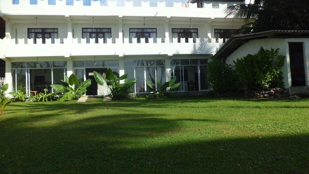 Villa 96 Hikkaduwa Exterior foto